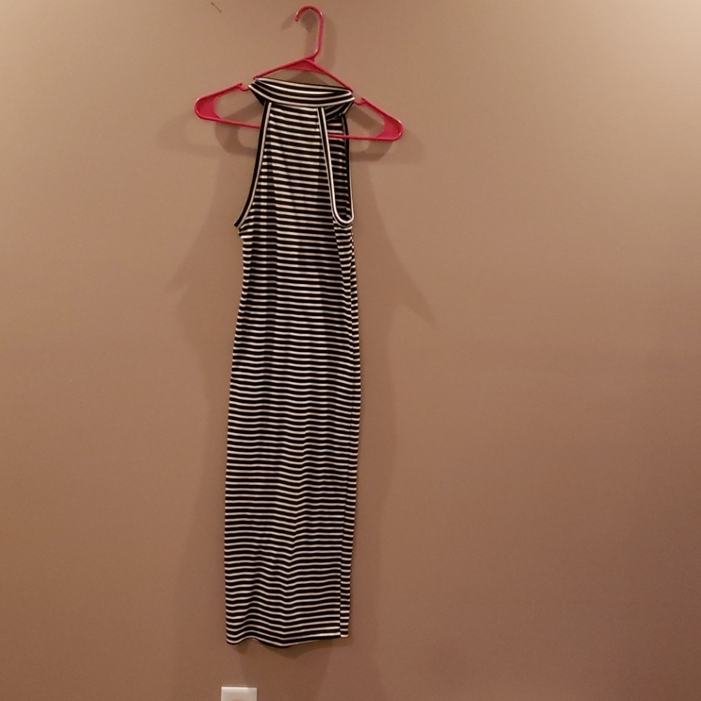 Black & white bodycon dress
